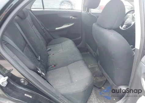 2010 Toyota Corolla S z USA, uszkodzony, nr VIN 2T1BU4EEXAC425242